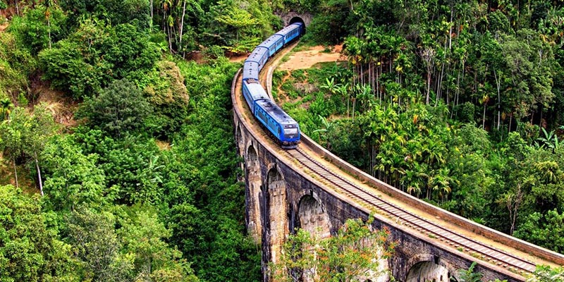 بهترین مقاصد سفر با قطار | اپلیکیشن مسیر و نکات سفر با قطار